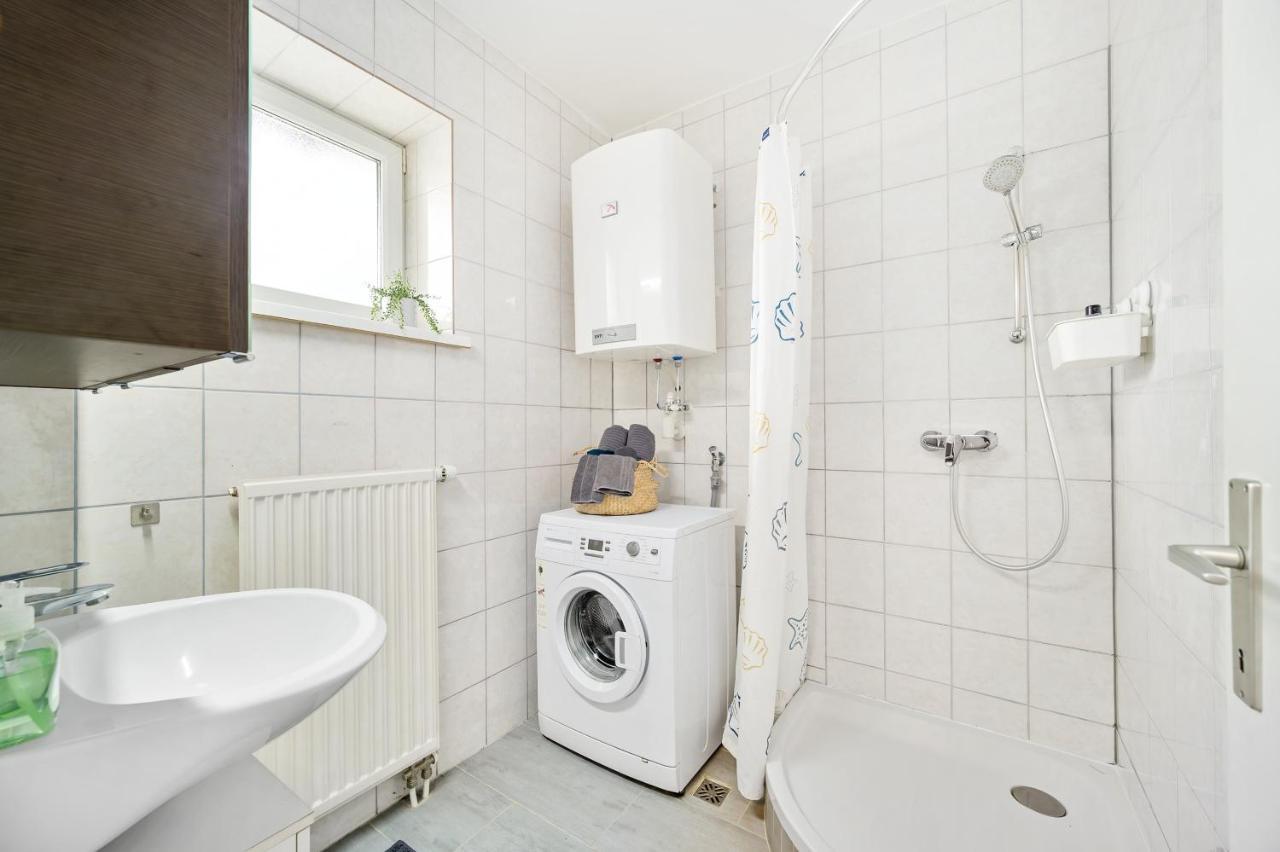 Erholung Pur Nahe Krankenhaus & Uni Mit Parkplatz! Apartment Graz Exterior photo